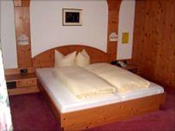 Linserhof Bed&Breakfast Имст Экстерьер фото